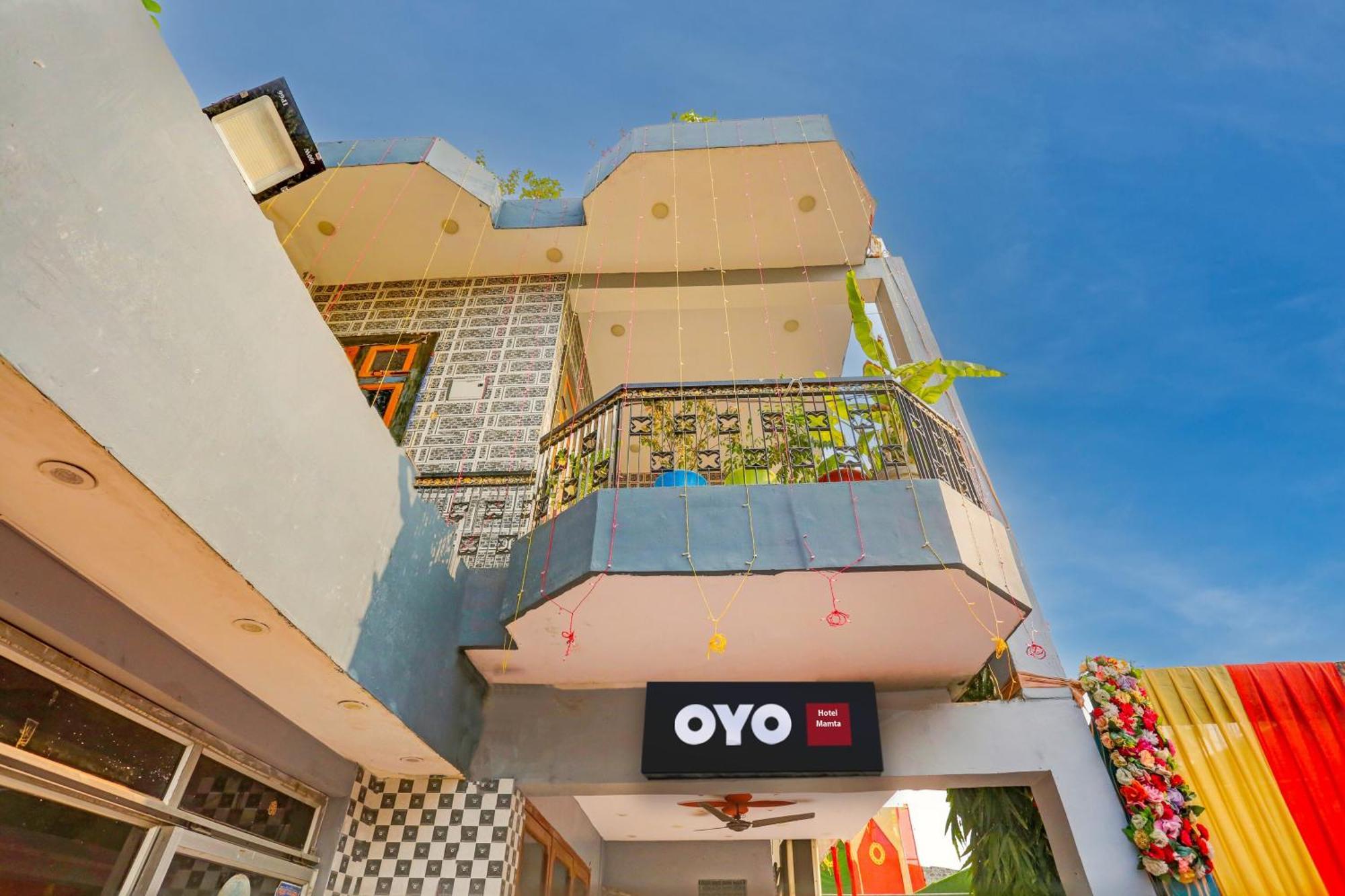 Oyo Flagship Mamta Hotel And Marriage Lawn Kanpur Exterior photo